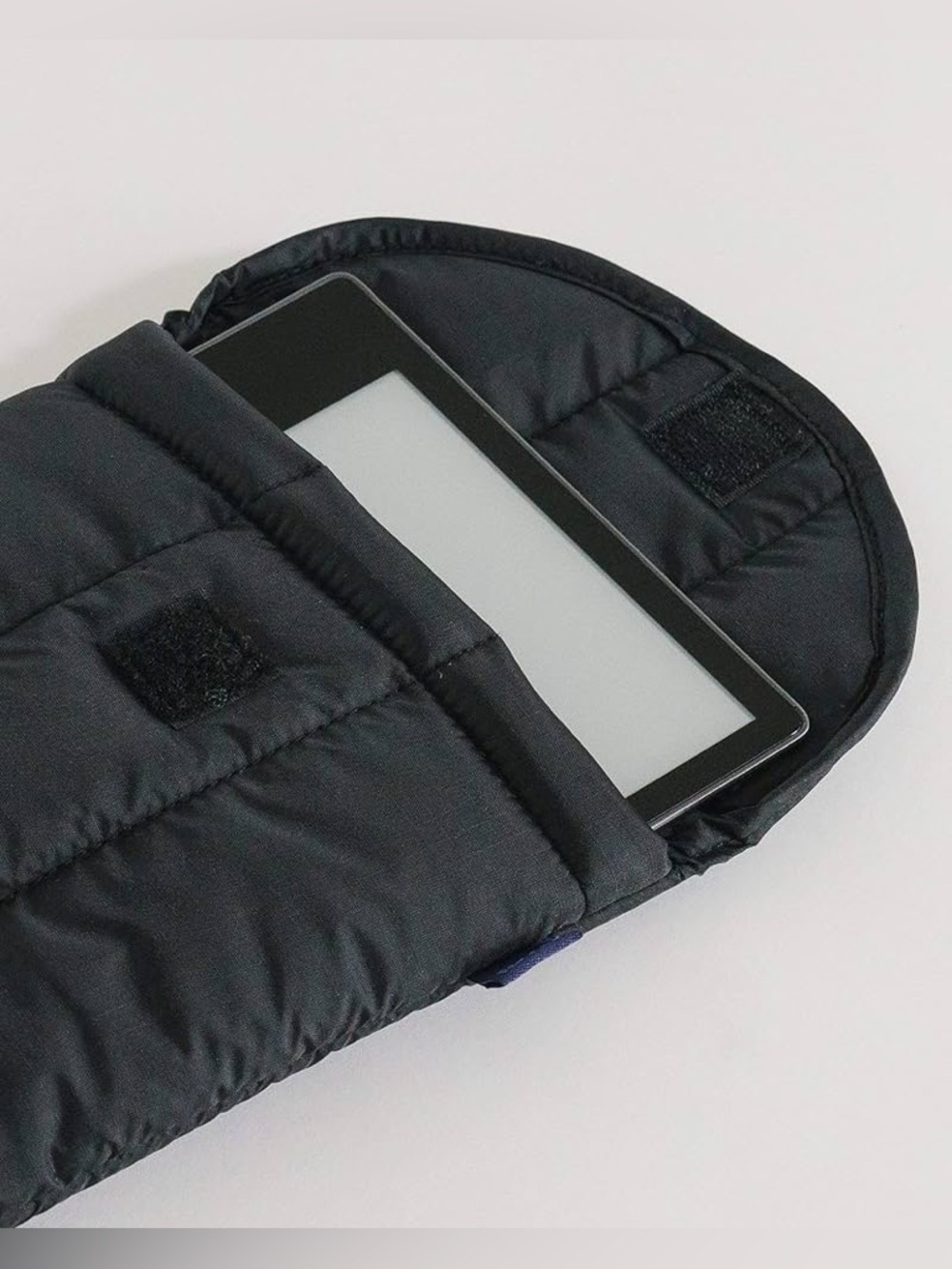 BAGGU Quilted Laptop Sleeve in Black